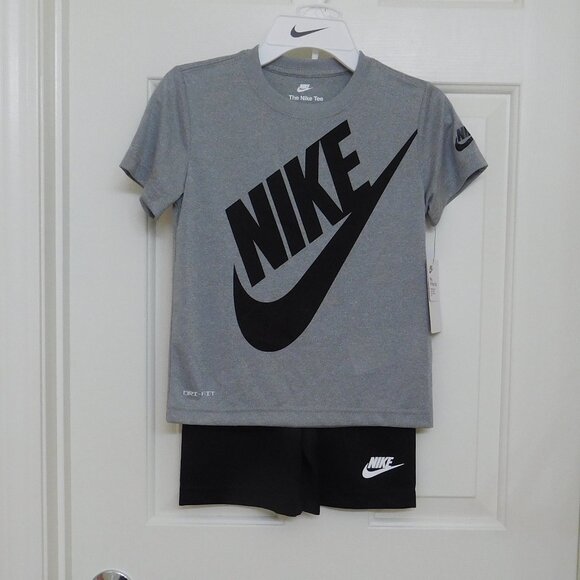 NWT 2pc Nike Gray Black Swoosh Logo Shirt & Shorts Set sz 4 - Picture 2 of 2